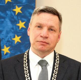 Navážeme na dobu před dvěma lety